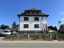 Hausansicht Erdgeschosswohnung Attraktive 3-Zimmer-Wohnung in Pfalzgrafenweiler!