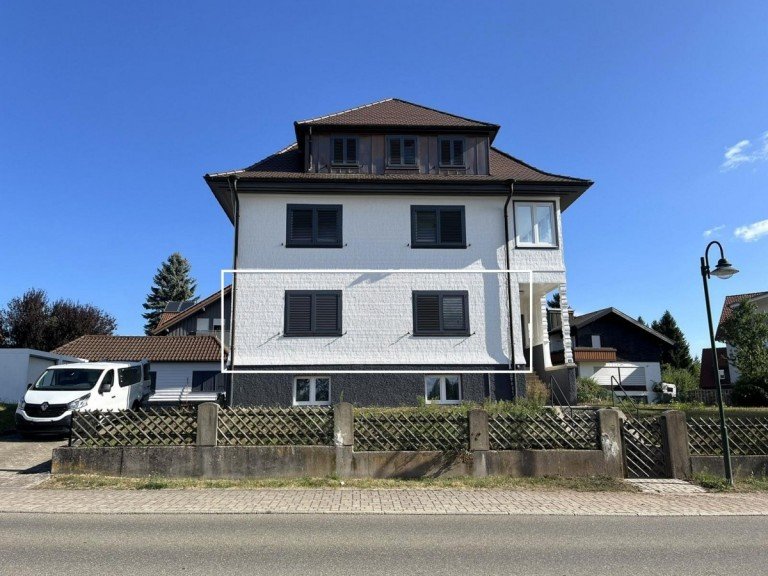 Hausansicht Erdgeschosswohnung Pfalzgrafenweiler Erdgeschosswohnung Attraktive 3-Zimmer-Wohnung in Pfalzgrafenweiler!