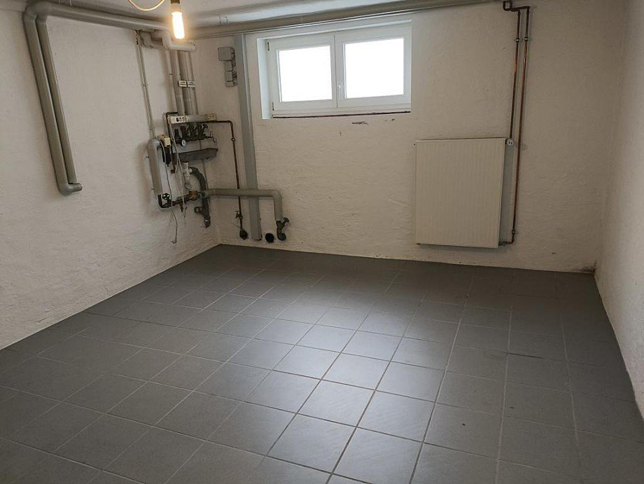 UG Kellerraum Versorgungsleitungen Einfamilienhaus Freudenstadt