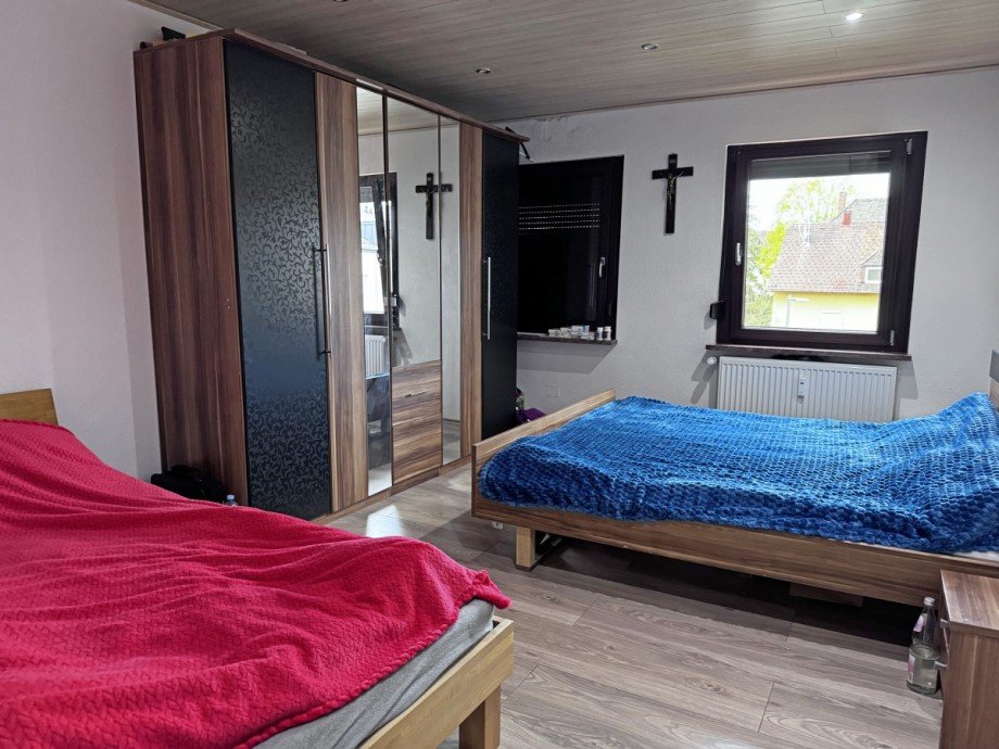 Schlafzimmer 2.OG links Wohn- / Gesch�ftshaus Freudenstadt