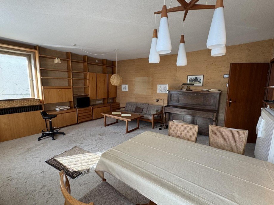 Wohnzimmer 1.Obergeschoss Wohn- / Gesch�ftshaus Baiersbronn