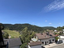 Aussicht Sch�ne 3-Zimmer-Wohnung mit 2 Balkonen!