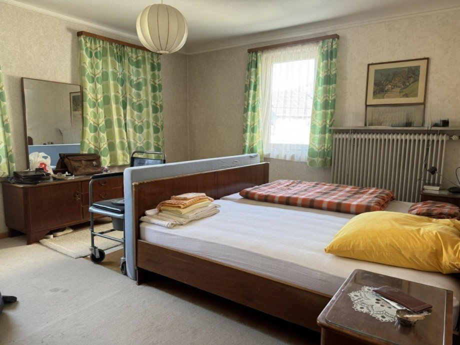 Schlafzimmer 1.OG Mehrfamilienhaus Baiersbronn