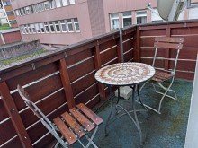 Balkon 2.OG rechts Renditestarkes Wohn- und Gesch�ftshaus mit 2 Gastronomiebetrieben & 5 Wohnungen - 6,6% Rendite