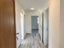 Flur Lichtdurchflutete 3-Zimmer-Wohnung in Pfalzgrafenweiler!