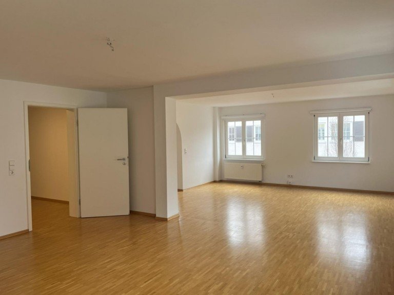 Wohn- und Esszimmer Freudenstadt Wohnung Sch�ne und gro�z�gige 3,5 Zimmer-Wohnung im Herzen von Freudenstadt