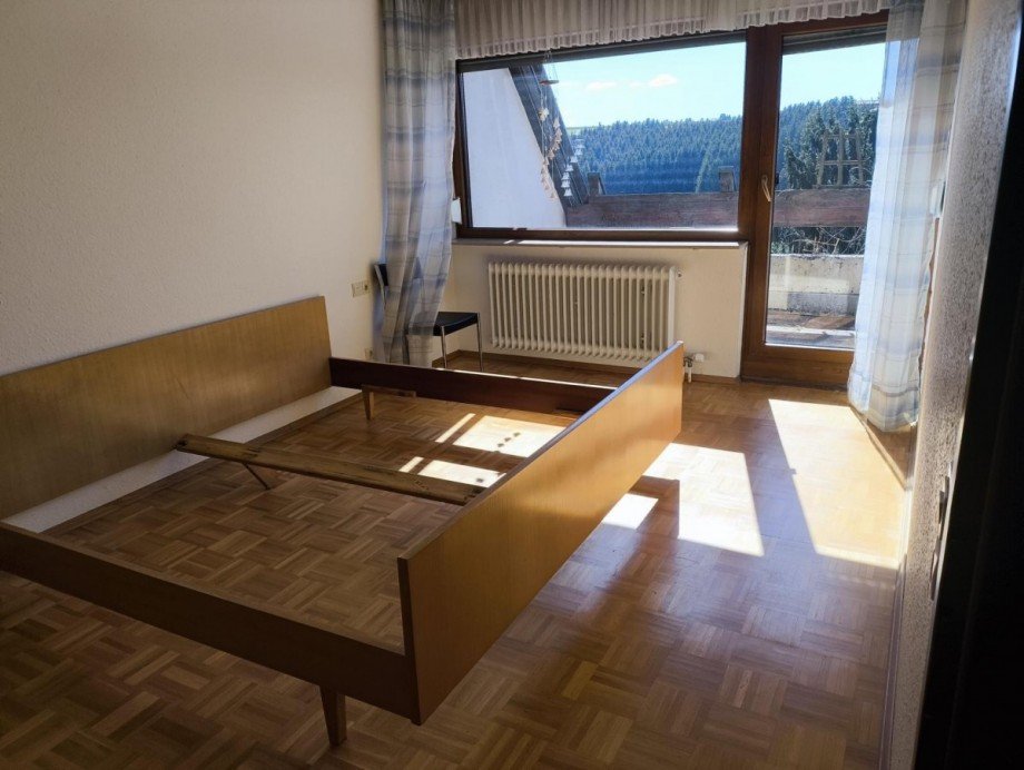 DG Schlafzimmer Reihenendhaus Dornstetten