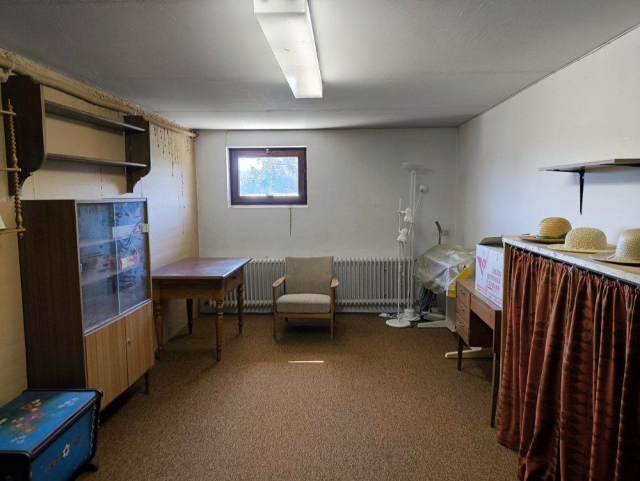 UG Abstellraum Reihenendhaus Dornstetten