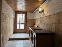 Eingangsbereich Viel Platz und Potenzial: Bauernhaus mit 3 Wohneinheiten in B�singen