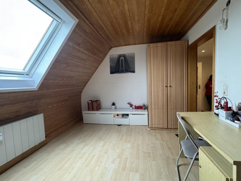 Wohnzimmer DG Mehrfamilienhaus Pfalzgrafenweiler