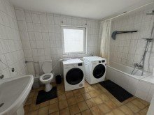 Bad DG Viel Platz und Potenzial: Bauernhaus mit 3 Wohneinheiten in B�singen