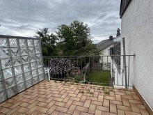 Balkon OG Viel Platz und Potenzial: Bauernhaus mit 3 Wohneinheiten in B�singen