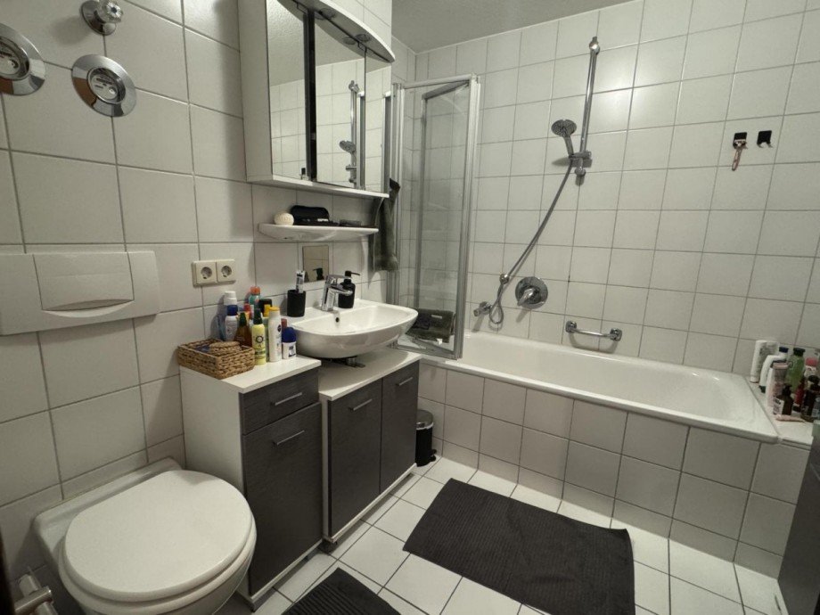 Wohnung 1- Bad Mehrfamilienhaus Dornstetten