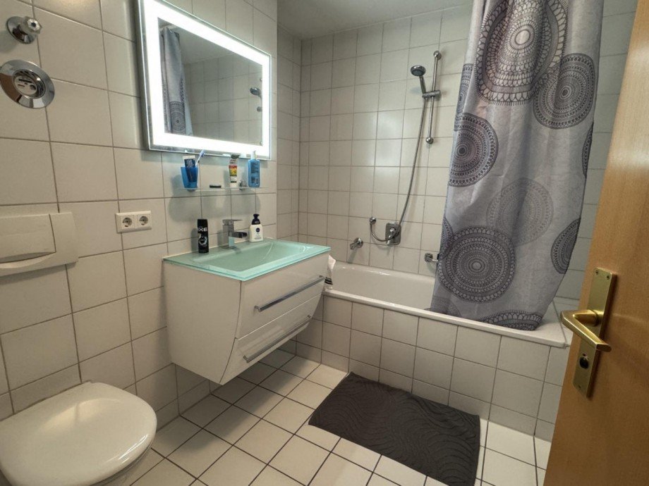 Wohnung 5- Bad Mehrfamilienhaus Dornstetten