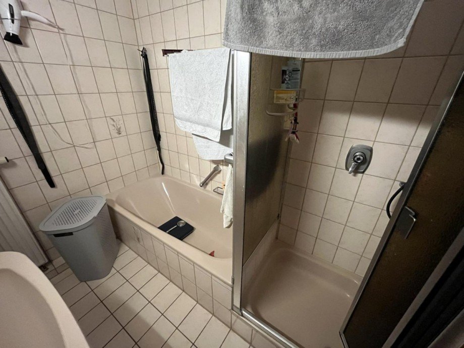 Dusche und Badewanne Wohnung Freudenstadt
