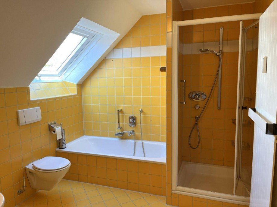 Badezimmer Dachgeschosswohnung Dornstetten