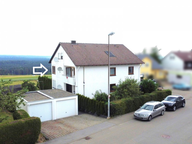 Hausansicht Schopfloch Etagenwohnung Ger�umige Familienwohnung am Rande von Schopfloch