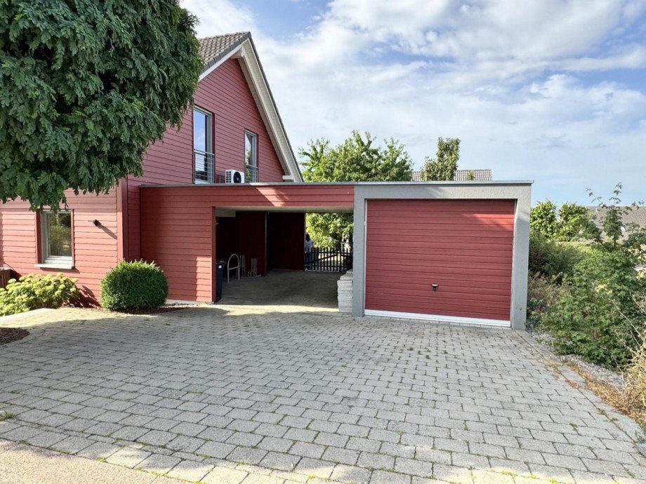 Carport und Garage Einfamilienhaus Schopfloch