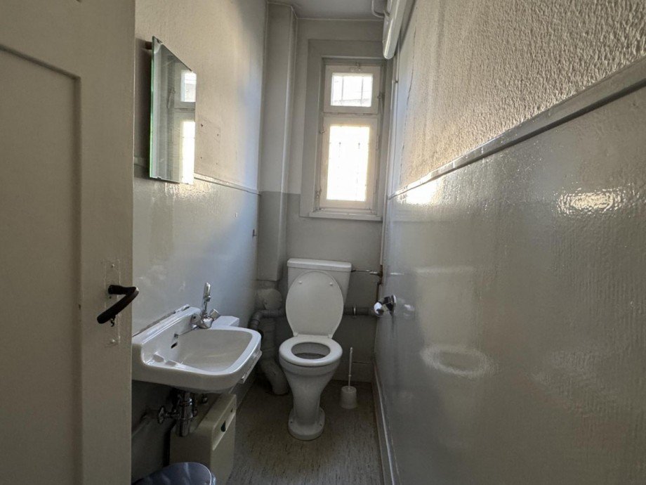 Toilette Mehrfamilienhaus Baiersbronn