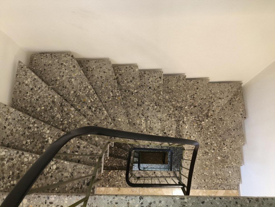 Treppenhaus Reihenendhaus Dornstetten