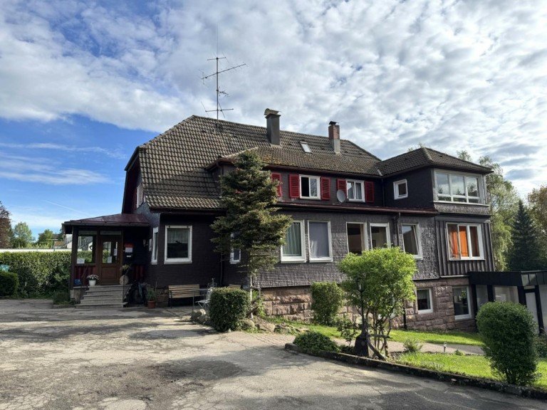 Haus 1: Birkenhaus Freudenstadt Renditeobjekt Vom Klinikstandort zum Wohnquartier - Entwicklungspotenzial in bester Wohnlage