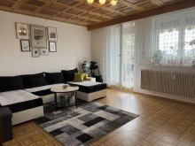 Wohnzimmer OG Viel Platz und Potenzial: Bauernhaus mit 3 Wohneinheiten in B�singen