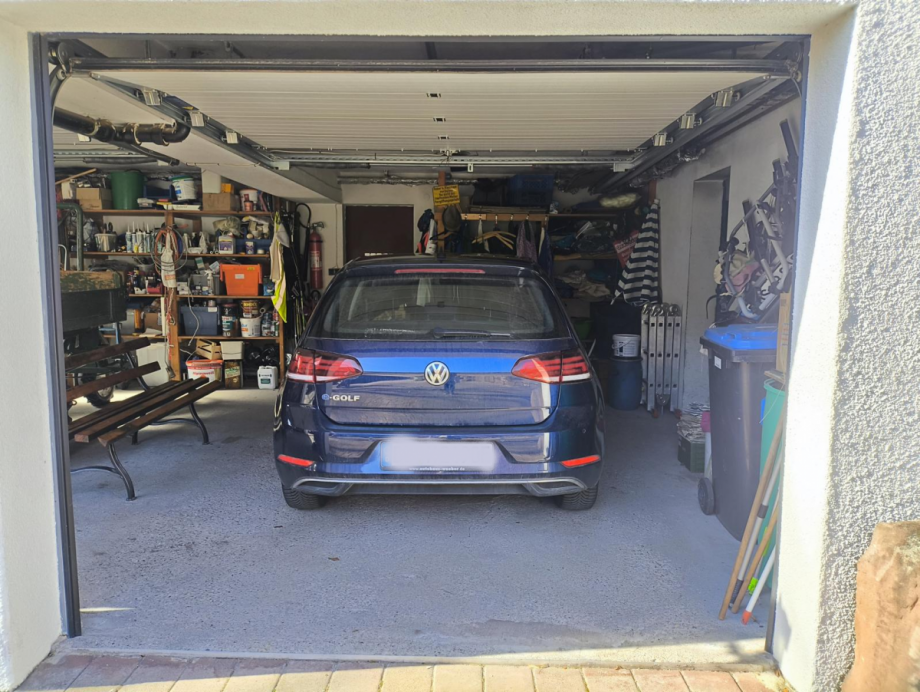 Garage mit Zugang zum Haus Einfamilienhaus Alpirsbach