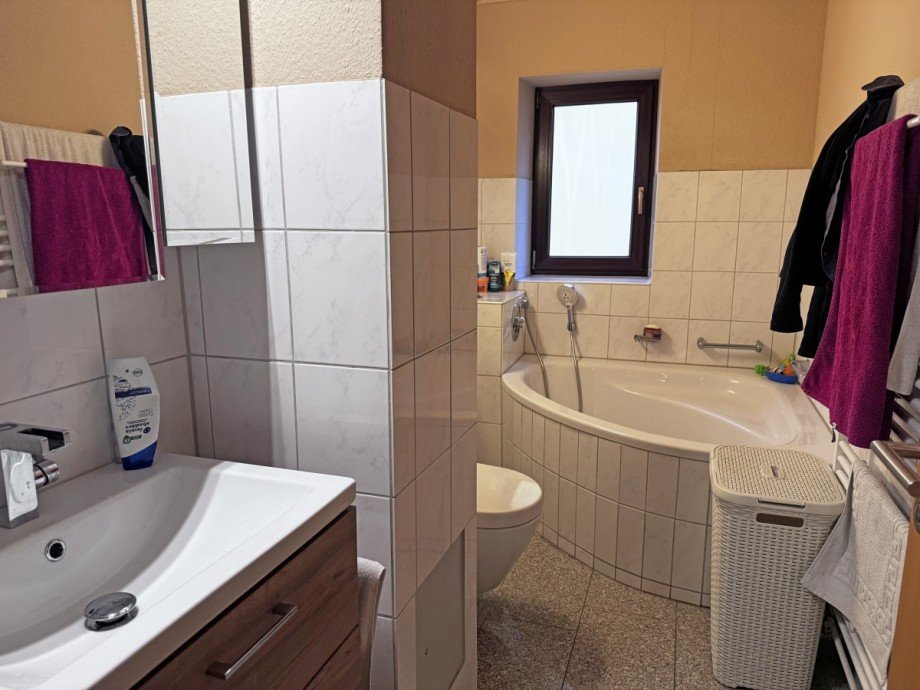 Badezimmer 1.OG links Wohn- / Gesch�ftshaus Freudenstadt