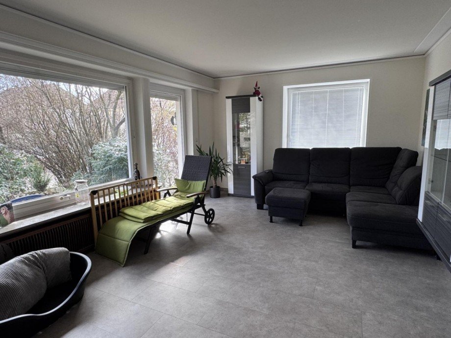 Wohnzimmer Erdgeschoss Mehrfamilienhaus Freudenstadt