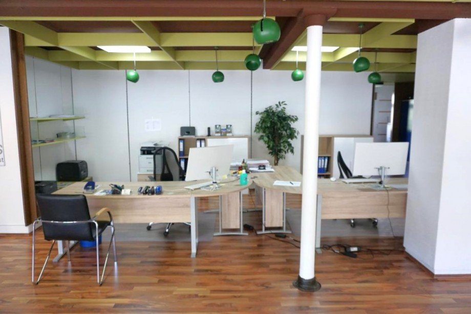 Arbeitspl�tze oder Ausstellungsfl�che Ladenlokal Baiersbronn