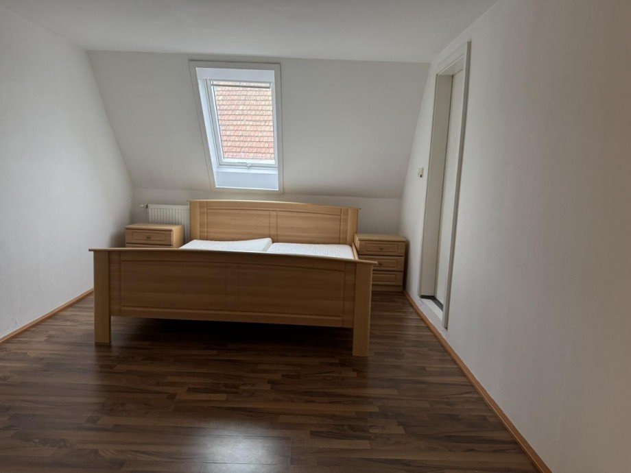 Schlafzimmer DG Mehrfamilienhaus Pfalzgrafenweiler