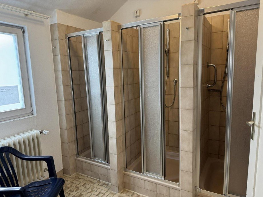 Badezimmer OG- Haus 1 Renditeobjekt Freudenstadt