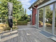Terrasse Nat�rlich wohnen mit Weitblick - modernes Holzhaus in ruhiger Lage