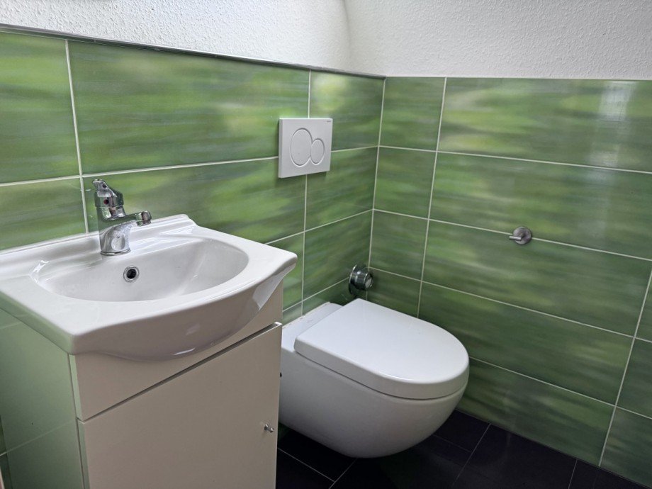 G�ste WC 2.OG links Wohn- / Gesch�ftshaus Freudenstadt