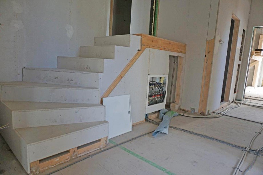 Treppe Dachgeschosswohnung Dornstetten