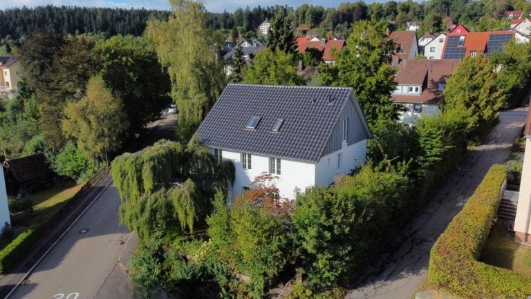 Geb�udeansicht Freudenstadt Einfamilienhaus Freistehendes Einfamilienhaus in bevorzugter Wohnlage von Freudenstadt zu verkaufen