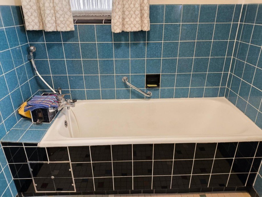 OG Badezimmer Wanne Einfamilienhaus Lo�burg