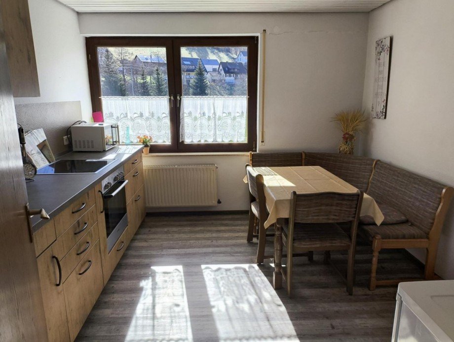 EG Gemeinschaftsk�che G�stezimmer Einfamilienhaus Alpirsbach