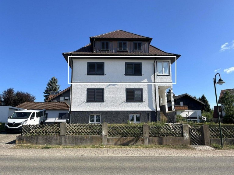 Hausansicht Pfalzgrafenweiler Etagenwohnung Lichtdurchflutete 3-Zimmer-Wohnung in Pfalzgrafenweiler!