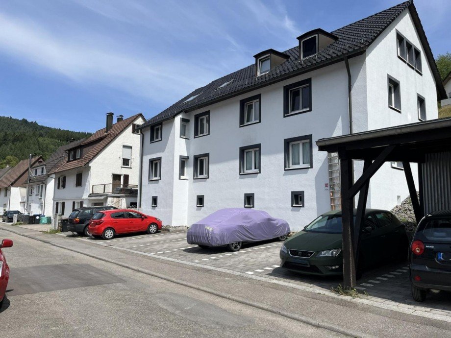Hausansicht Erdgeschosswohnung Alpirsbach