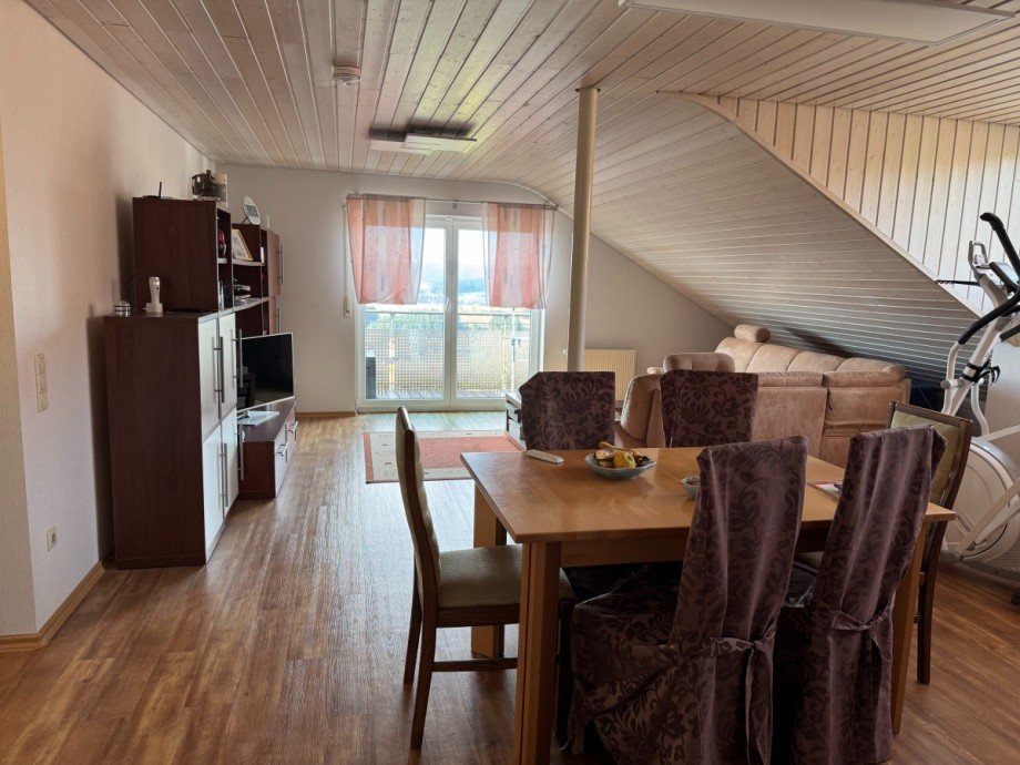 Wohnung 7 -Wohnzimmer Mehrfamilienhaus Dornstetten