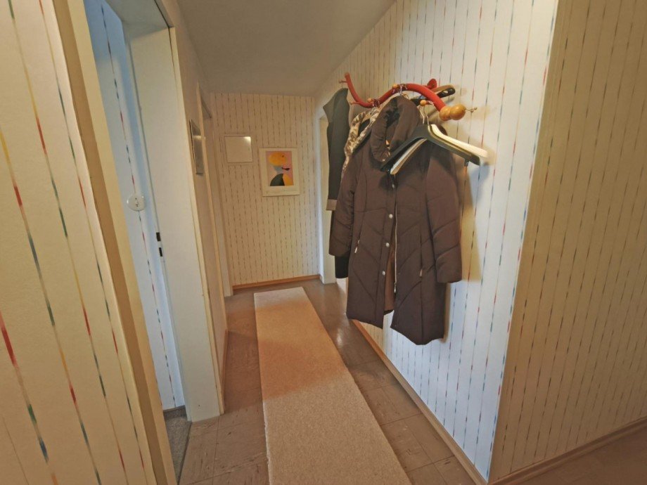Flur DG Doppelhaush�lfte Freudenstadt