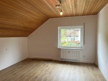 Schlafzimmer Modernisierte und ruhige 3,5-Zimmer Wohnung in Tumlingen