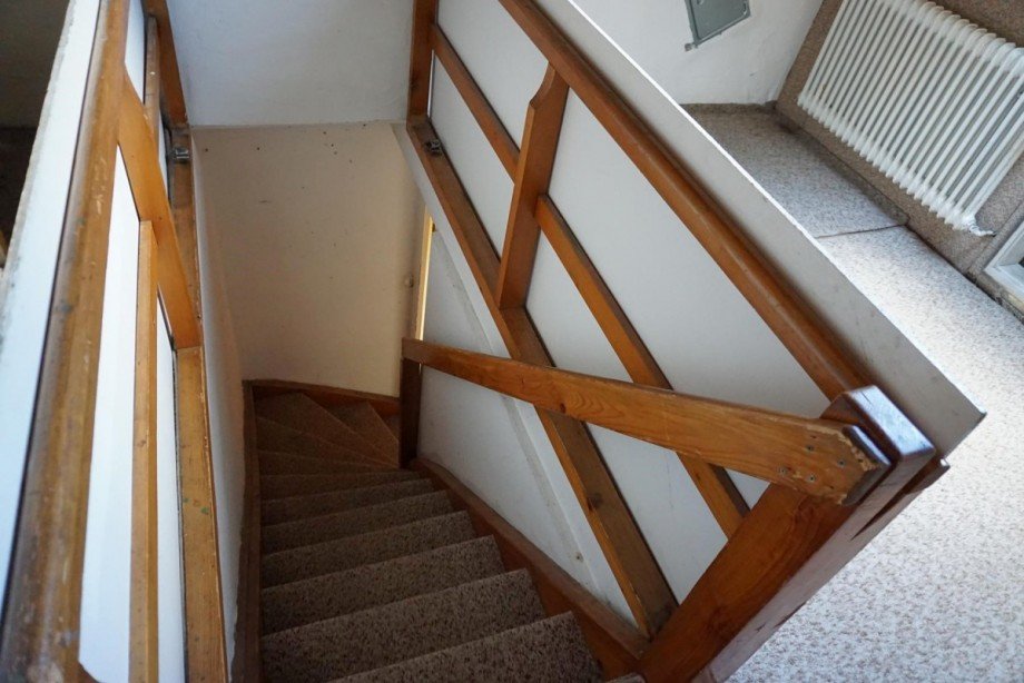 Treppenaufgang zum DG Doppelhaush�lfte Freudenstadt